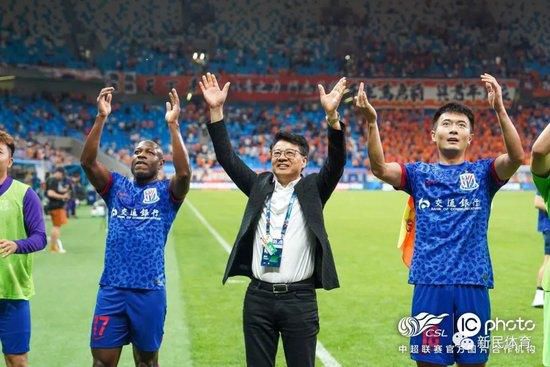 警花夹震蛋穿情趣内衣